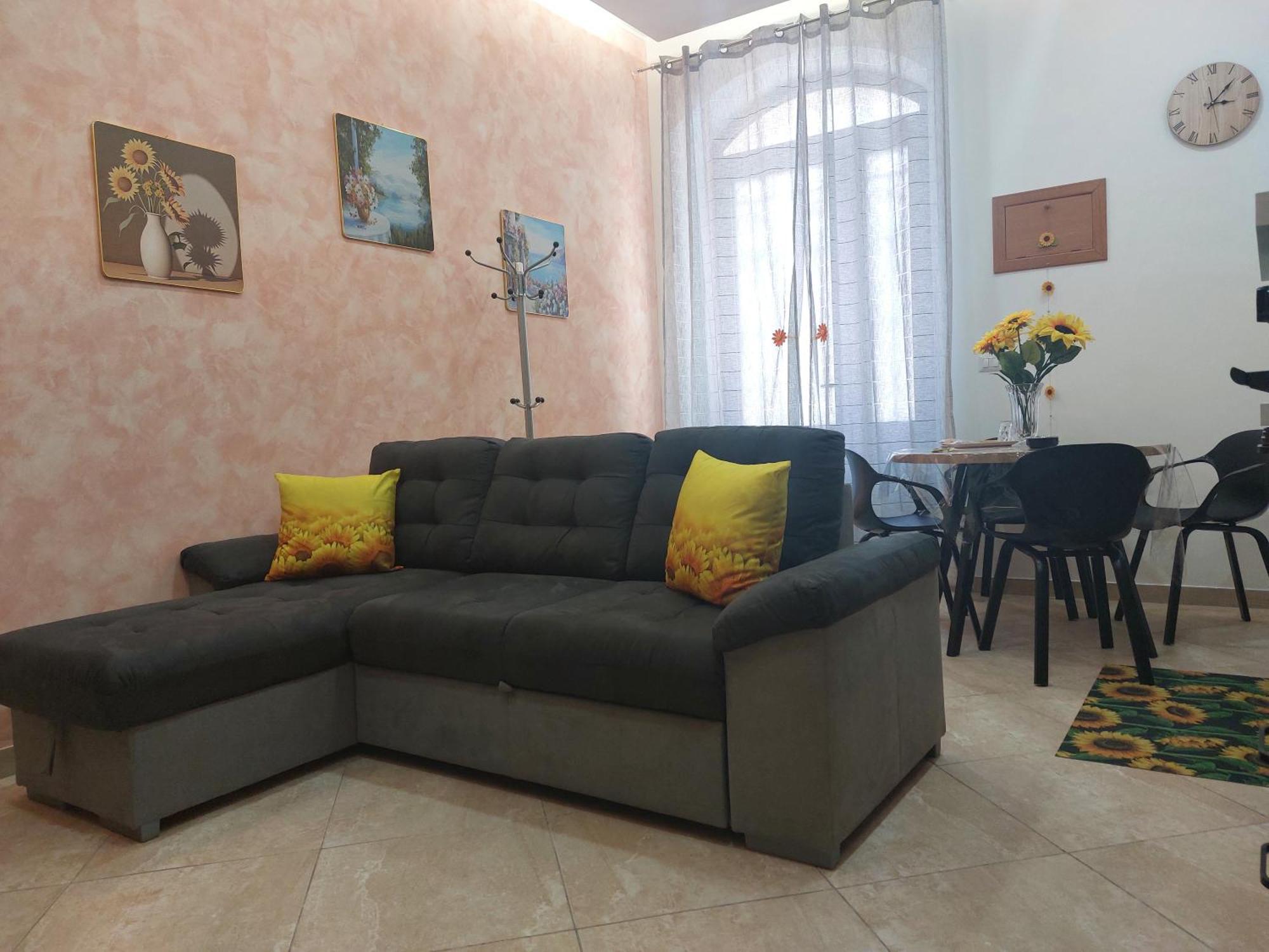 Il Girasole Apartment *
